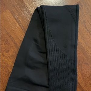 Lululemon seamless leggings 28in length